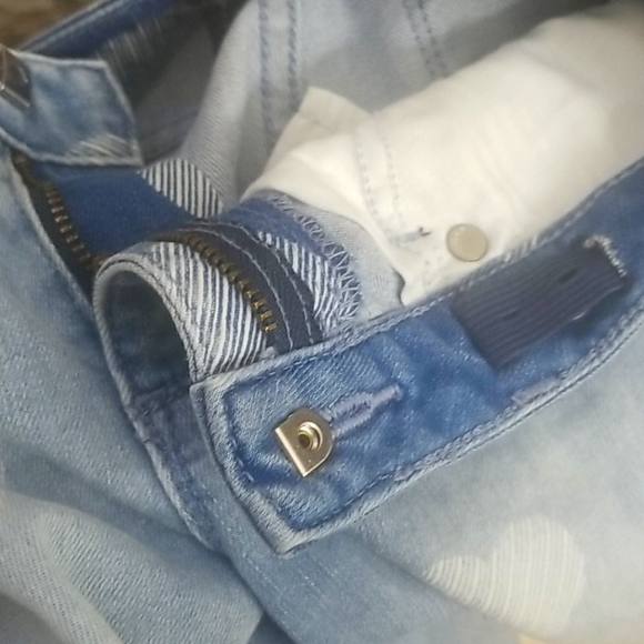 Gap Stretch Super Skinny Jeans with Hearts - Picture 5 of 5